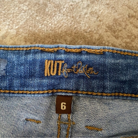 Kut from the Kloth Diana Skinny Jeans Medium Wash: 6 - Picture 12 of 12